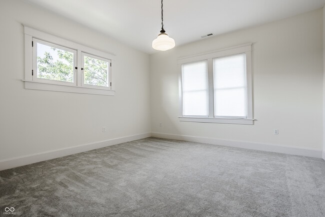 Building Photo - 123 N Highland Ave