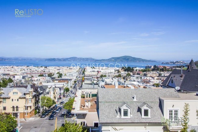 Building Photo - 2296 Vallejo St