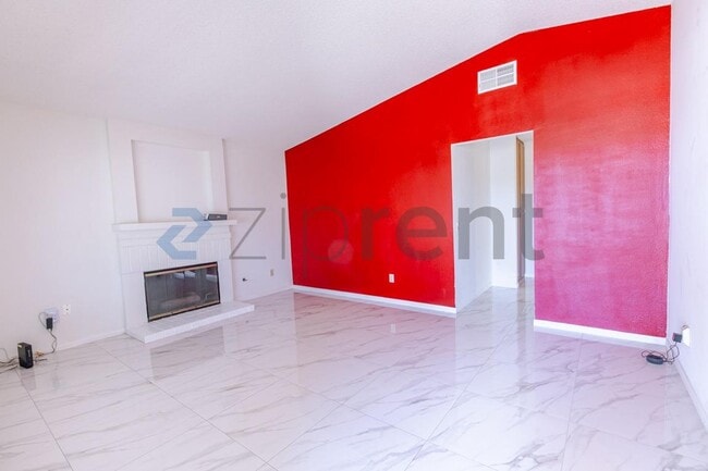Building Photo - 28238 Corte Retiro