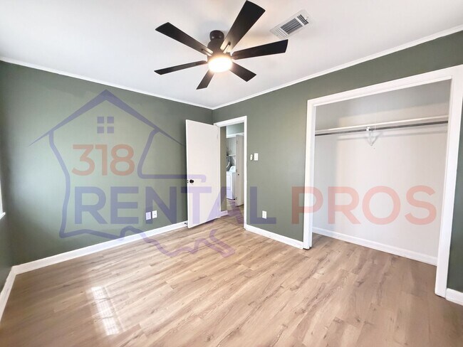 Building Photo - 3 Bed, 2 Bath Home in Ruston!