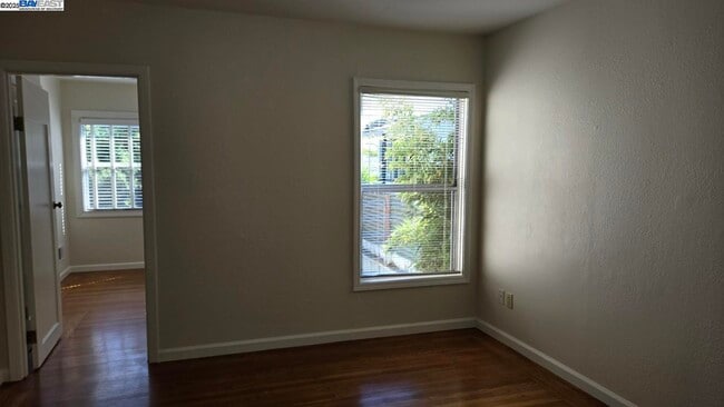 Building Photo - 702 Solano Ave