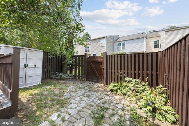 Building Photo - 2716 Mapleview Ct
