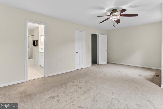 Building Photo - 7836 Ashley Glen Rd