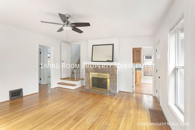 Building Photo - 4451 SE 29th Ave