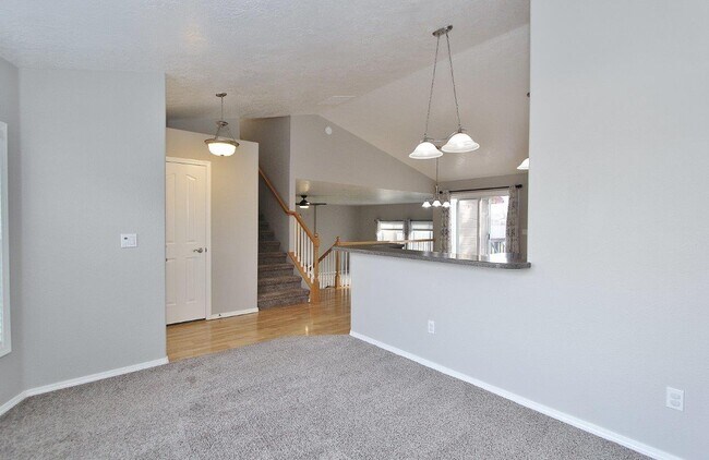 Building Photo - 11847 W Lewisburg Ct