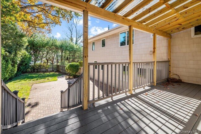 Building Photo - 25 Belmont Dr W