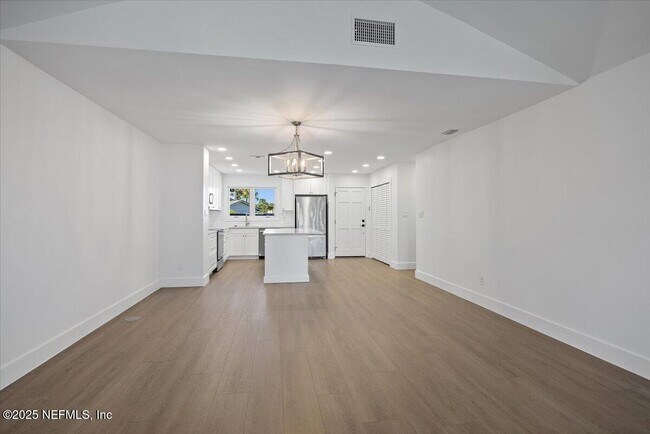 Building Photo - 337 Quail Pointe Dr