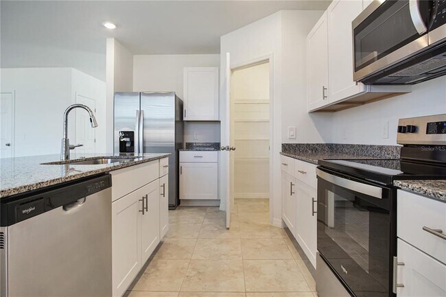 Building Photo - 879 Sand Sea Pl