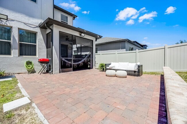 Building Photo - Beautiful 5-Bedroom Rental Home Available ...