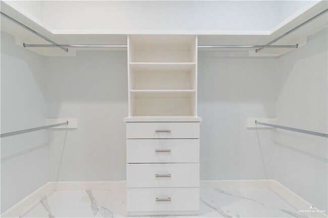 Building Photo - 29 Doctor's Dr