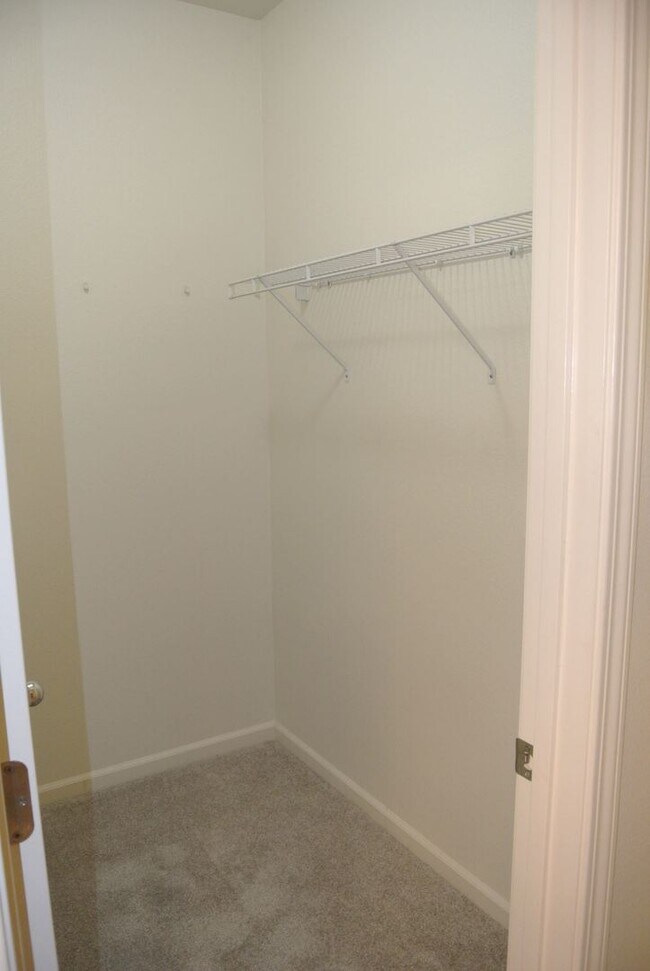 Building Photo - ** COMING SOON!!! ** Updated 4 Bedroom, 2 1/2 Bathroom House in Pittsburg Gated Community