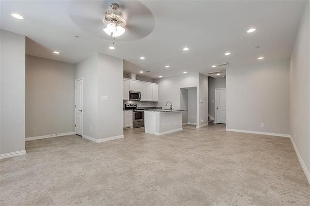 Building Photo - 1946 Timber Oaks Dr