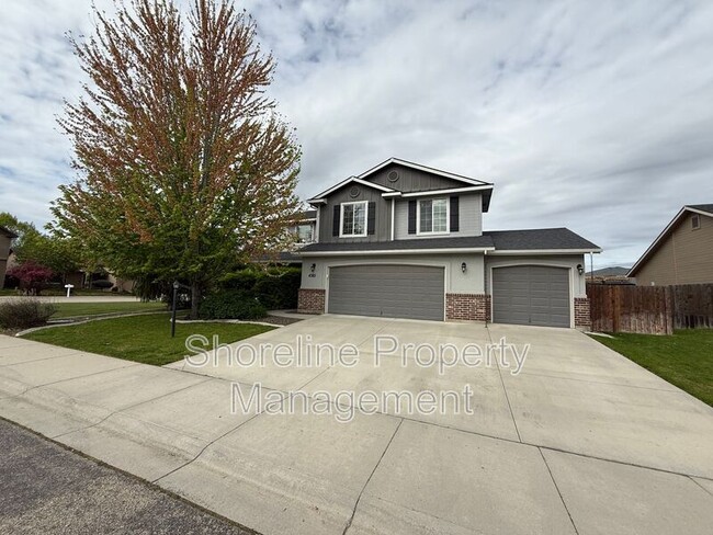 Primary Photo - 4385 N Rhodes Ave