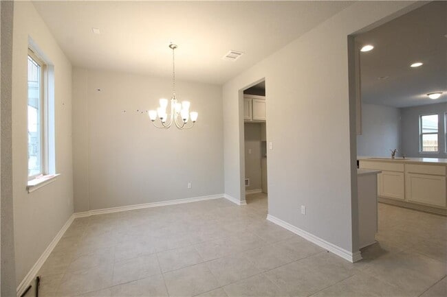 Building Photo - 1732 Yaupon Grove Ln