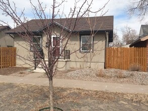 Building Photo - ALL PROSPECTIVE TENANTS MUST SUBMIT A $58 ...