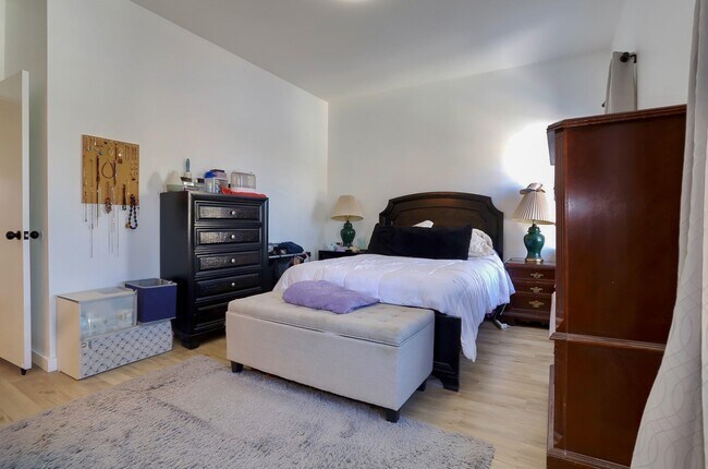 Building Photo - 1507 West St