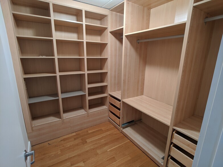 Building Photo - 345 Harvard St