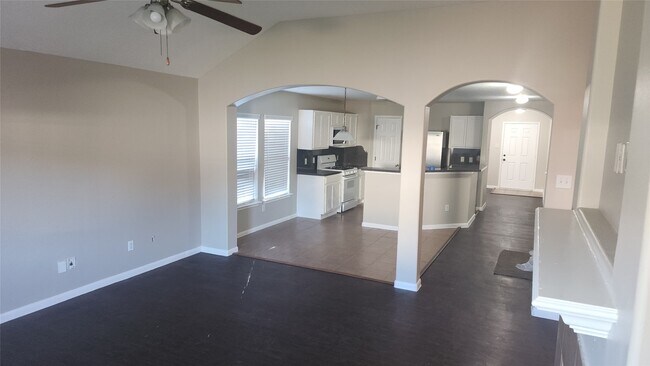 Building Photo - 14010 Marners Ct