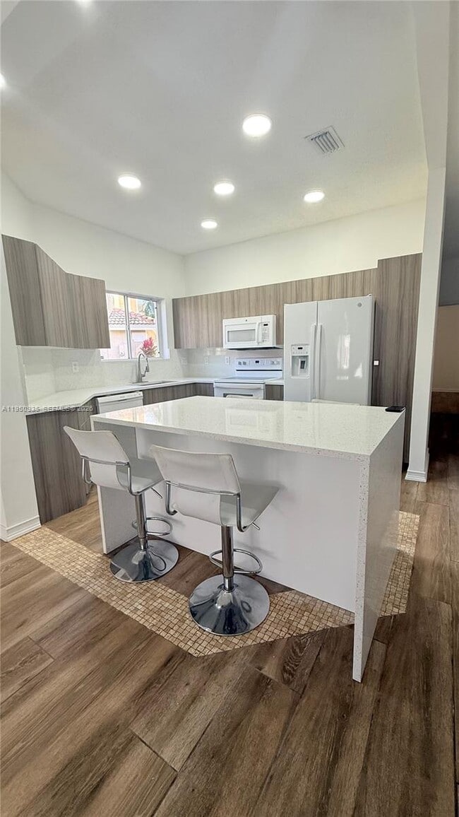 Building Photo - 15825 SW 11th St