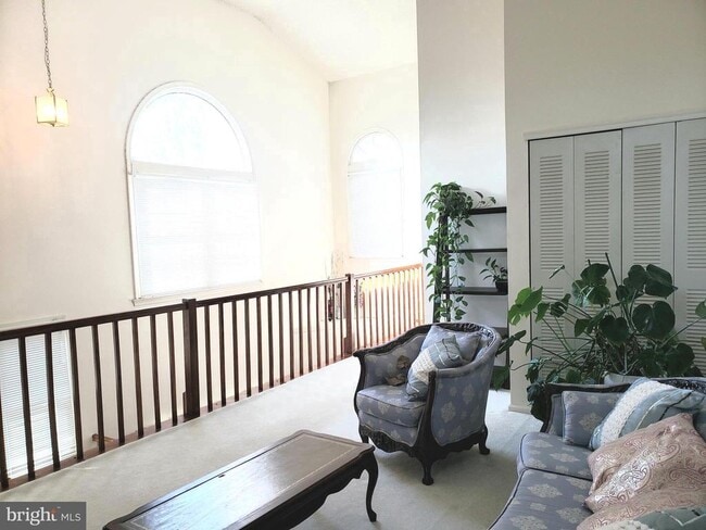 Building Photo - 1132 Chanticleer