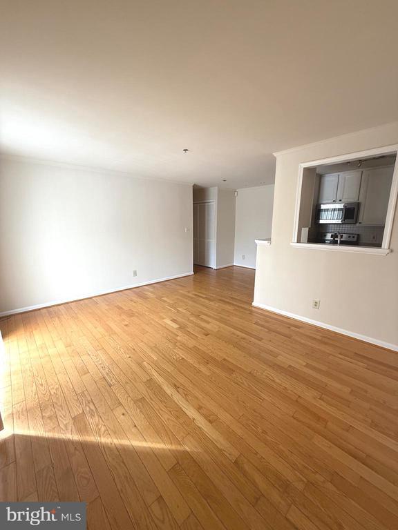 Building Photo - 33 Fern Oak Cir