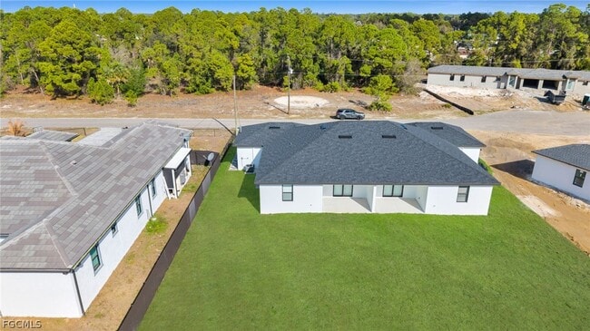 Building Photo - 4989-4991 Fairway Ct