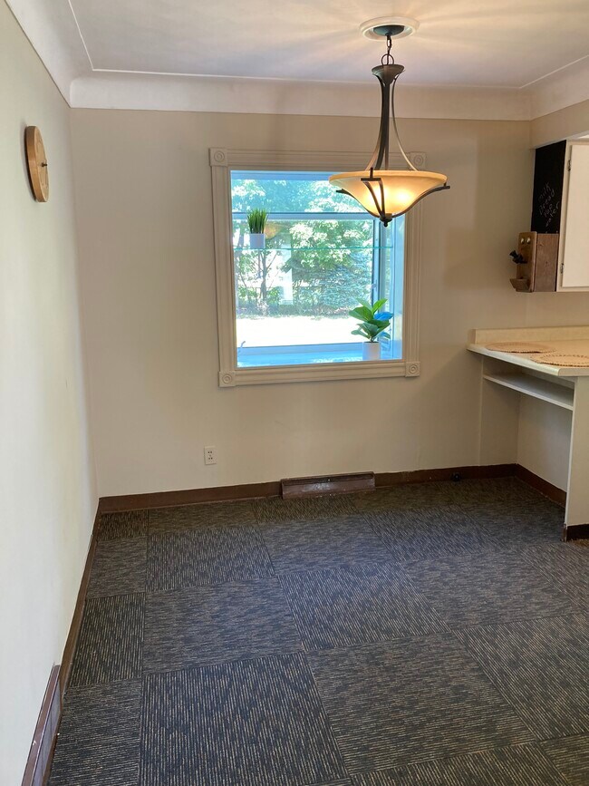 dining nook - 422 W Melody Ave