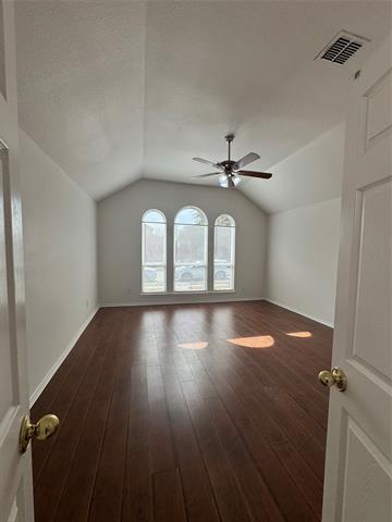 Building Photo - 1705 Bennington Dr