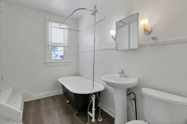 Building Photo - 775-777 S 17th St