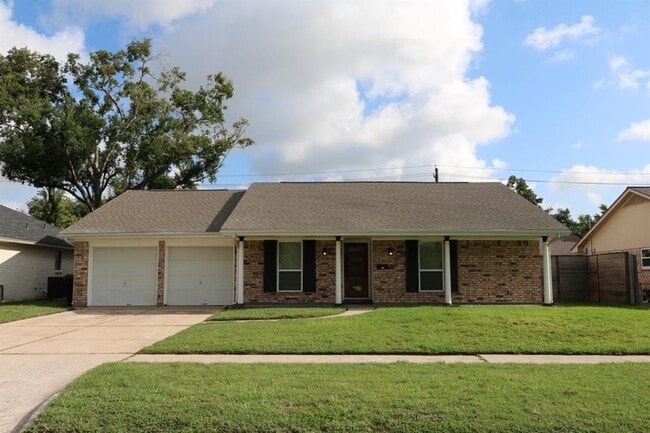 Primary Photo - 2427 Droxford Dr