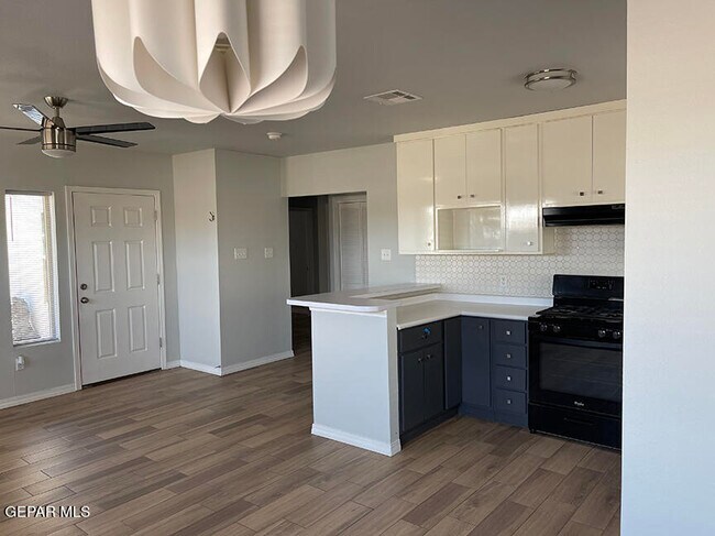 Building Photo - 9467 Landry McKee Ln