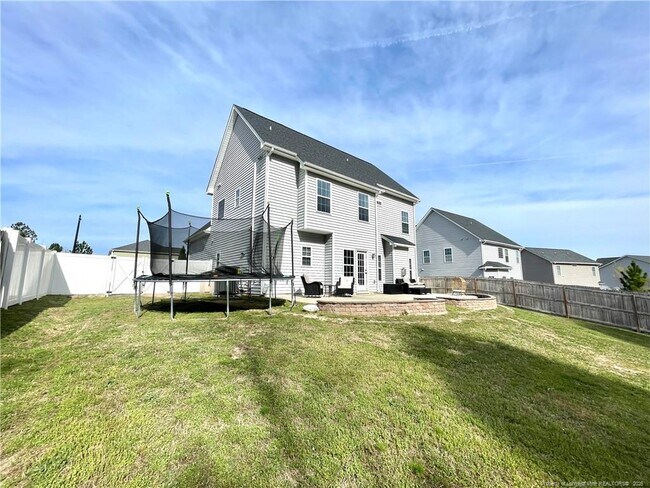 Building Photo - 126 Watchmen Ln