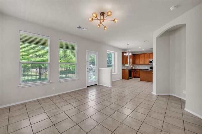 Building Photo - 8609 Rock Pigeon Dr