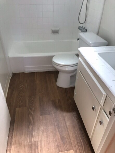 Building Photo - 8200 Owensmouth Ave