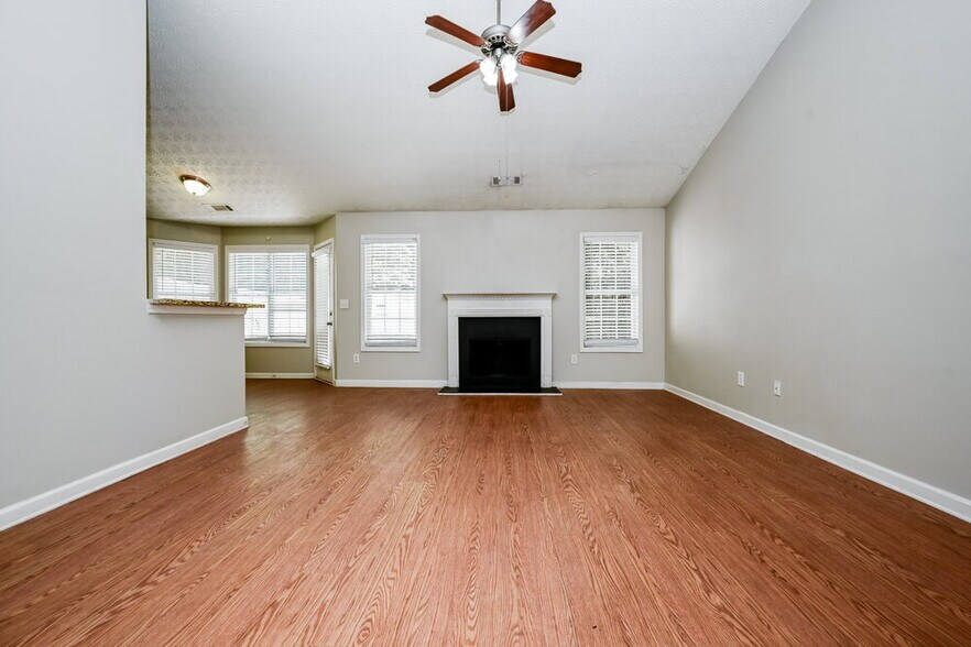 Building Photo - 125 Cheyenne Dr