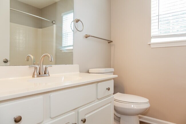 Building Photo - 8302 Bristol Ford Pl