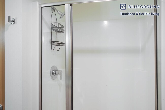 Building Photo - 311 Cedar St