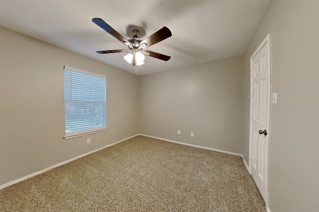 Building Photo - 20314 Savannah Bay Rd