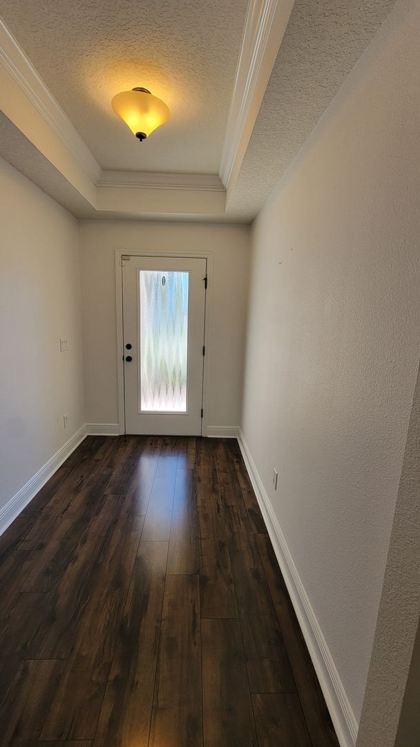 Building Photo - 3541 Gretchen Dr