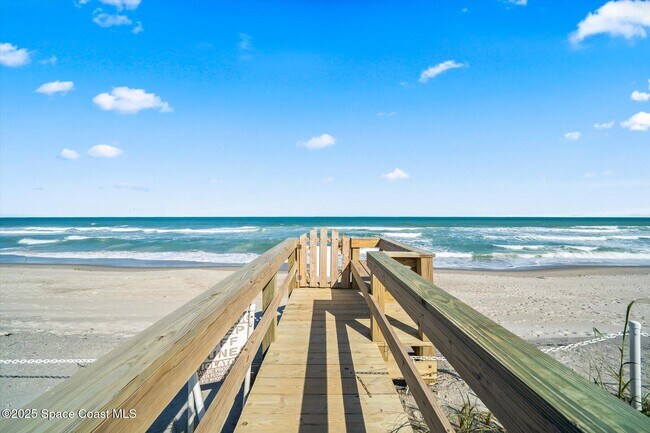 Building Photo - 109 Jimmy Buffett Mem Hwy