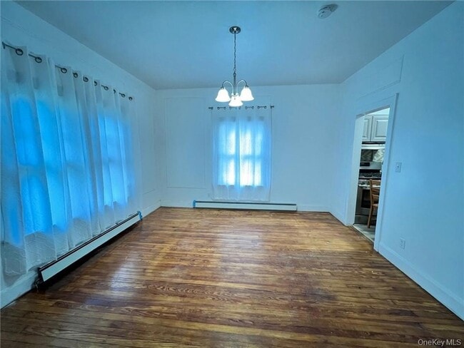 Building Photo - 65 Monhagen Ave