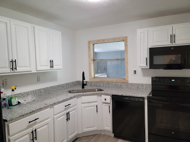 Kitchen - 9 Palmira Rd