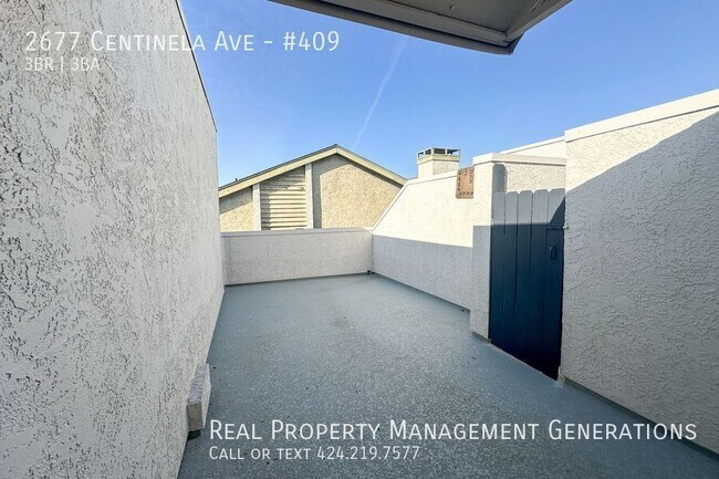 Building Photo - 2677 S Centinela Ave