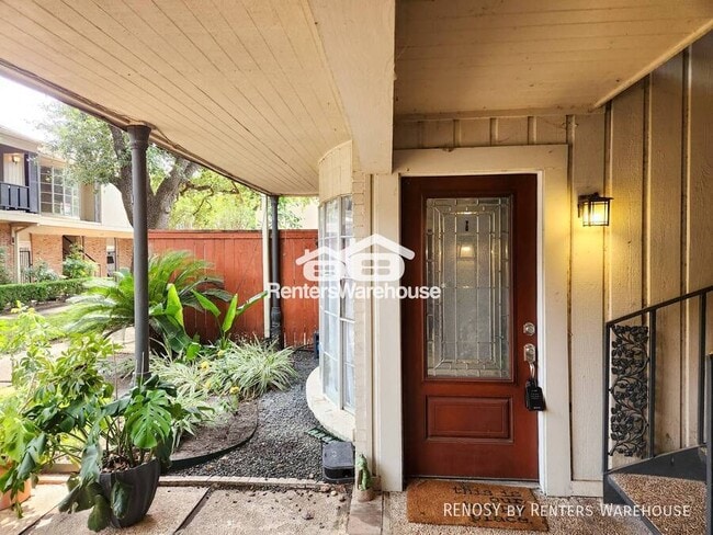 Building Photo - 2575 Marilee Ln