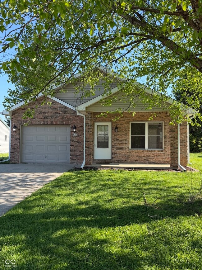 Building Photo - 928 Golden Ct
