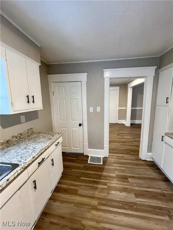 Building Photo - 2110 12th St SW