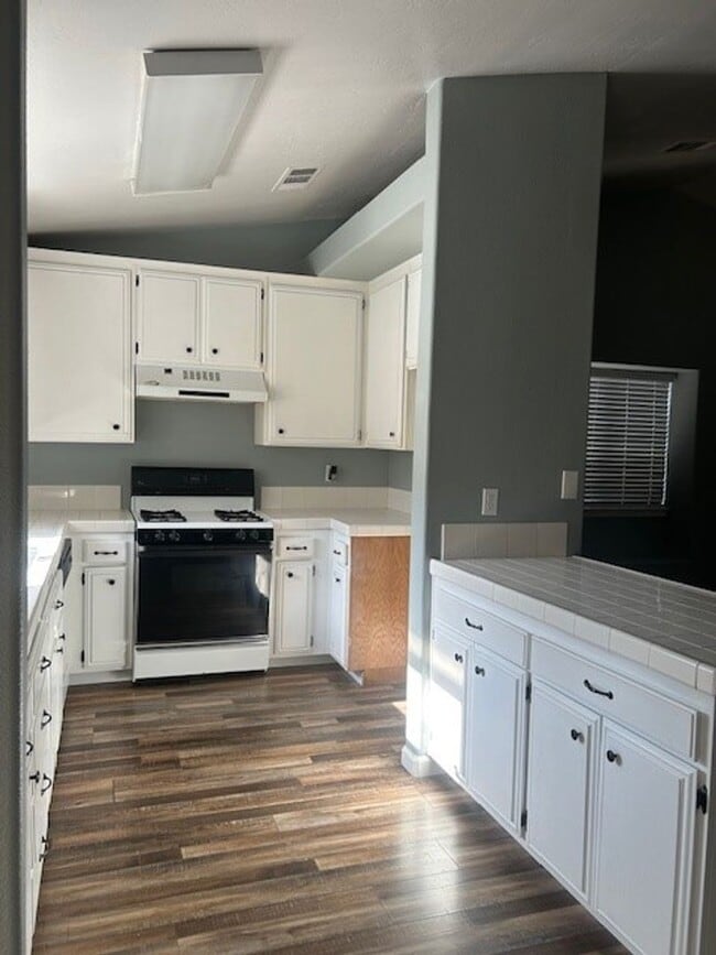 Building Photo - 3112 Ranchgate Dr