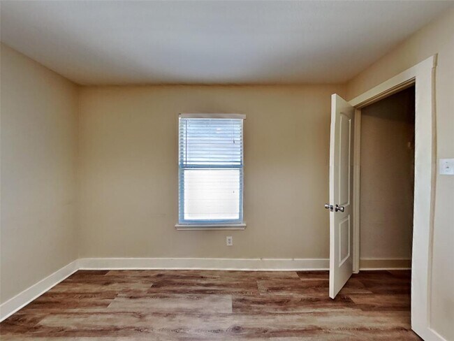 Building Photo - 20907 Baronsledge Ln