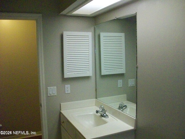 Building Photo - 5860 Liska Dr