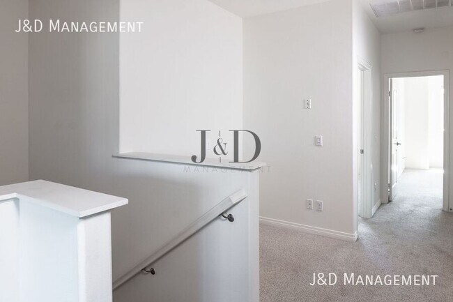 Building Photo - 8955 Valencia St